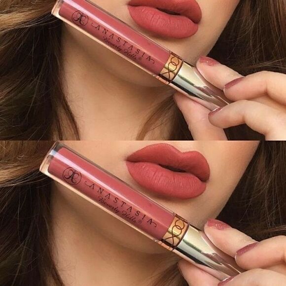 Anastasia Liquid Lipstick    - Picture 1 of 5